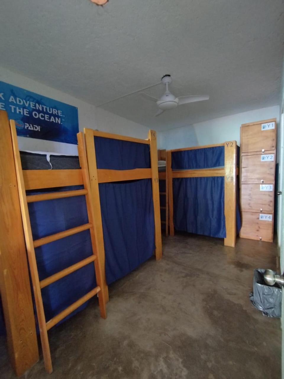 Blue Magic Auberge de jeunesse *